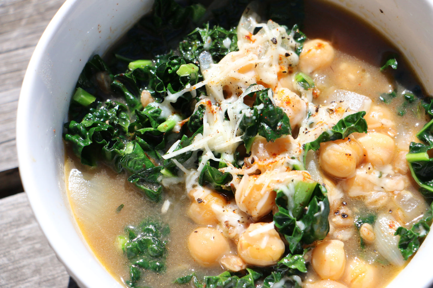 Meatless and Delicious / Kale and Chickpea Stew