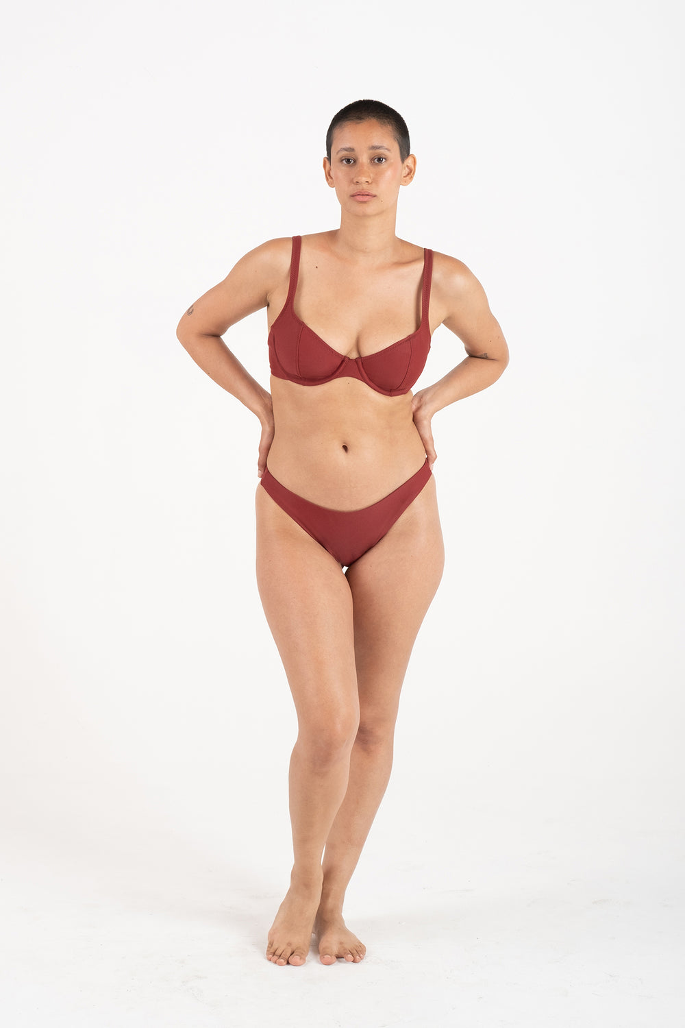Curve Brief in Garnet