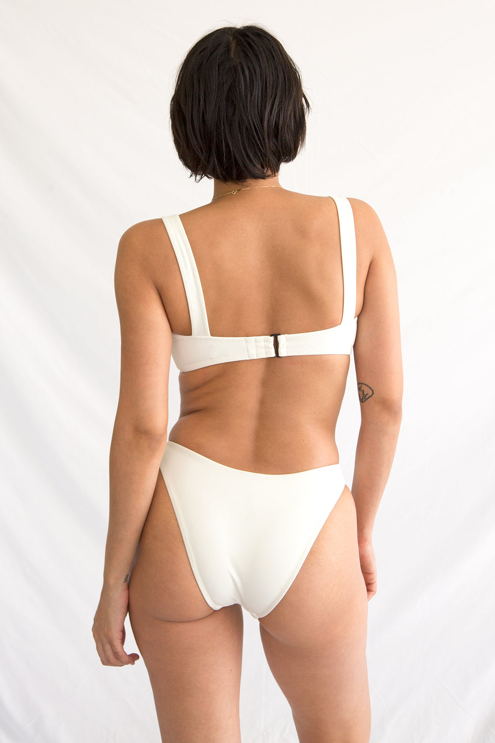 Lou Bandeau in Crema