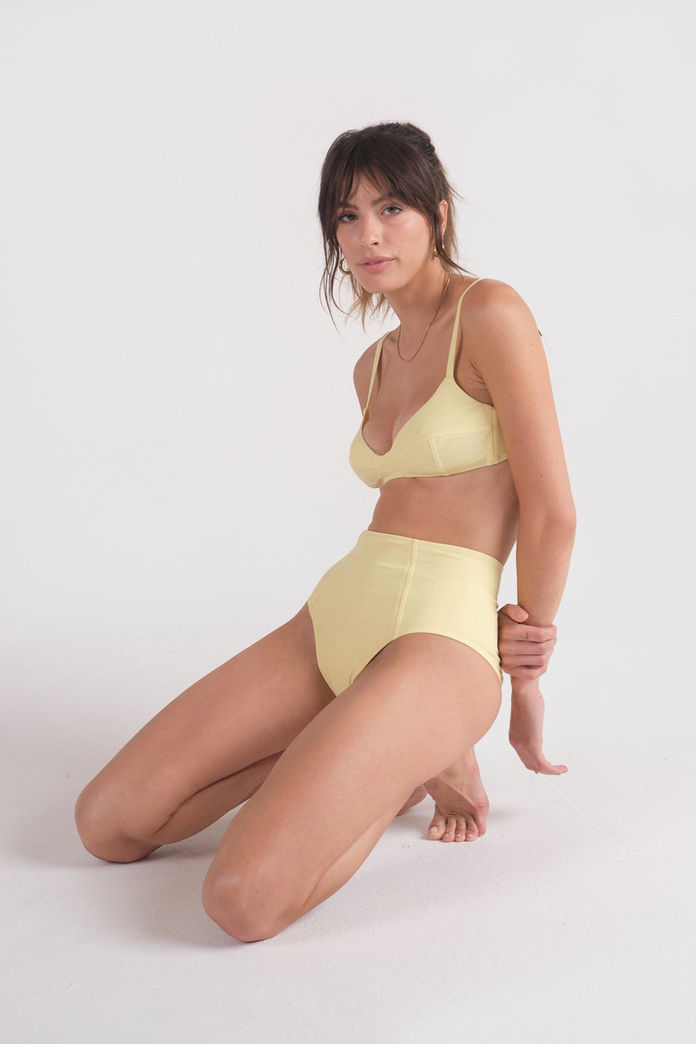 Simone Retro Top in Mellow Yellow